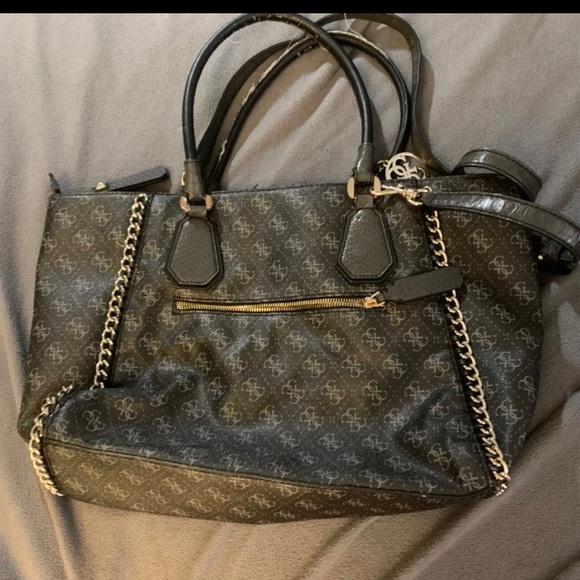 Guess Tote Bag - Picture 2 of 9